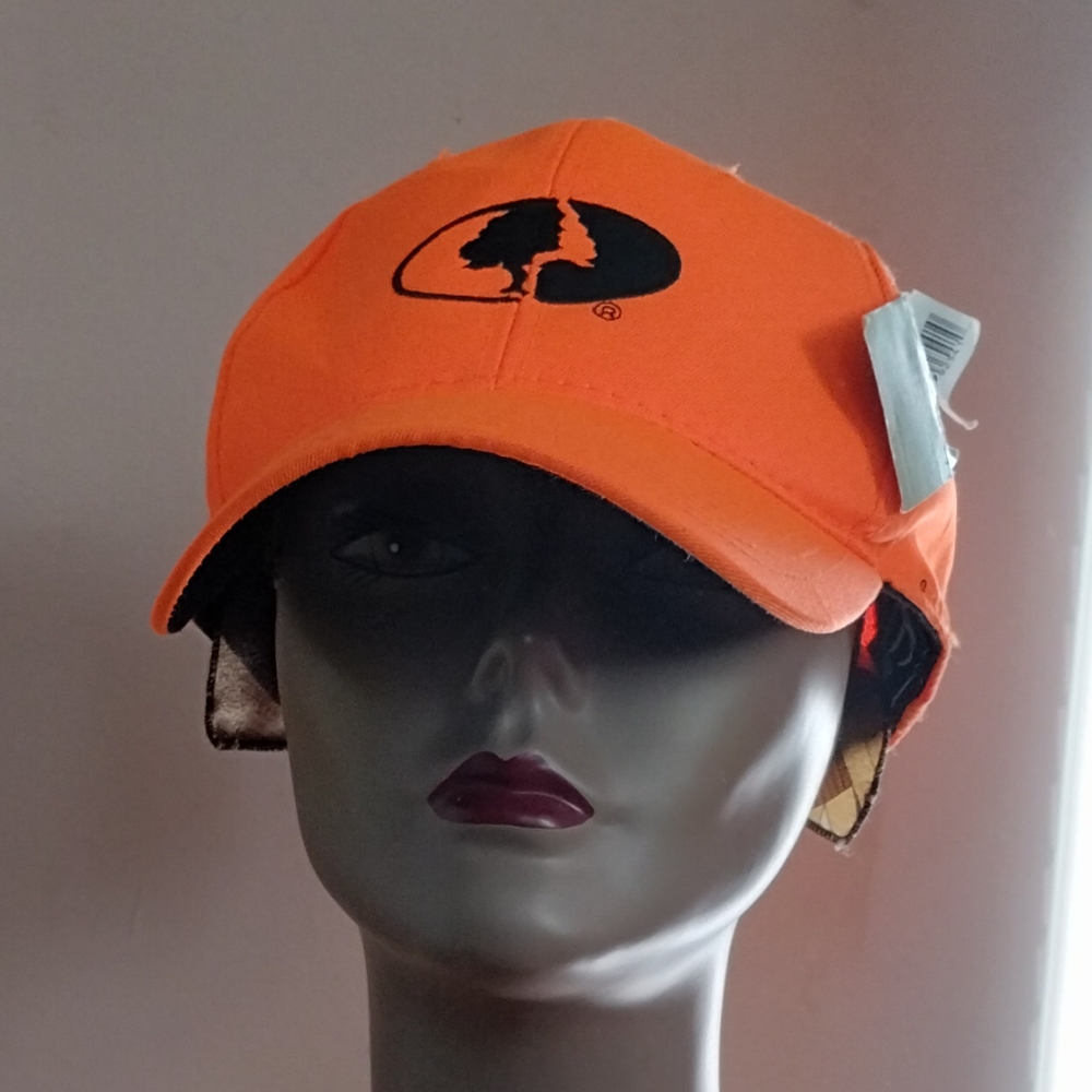 NWT Mossy Oak Hat